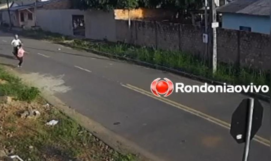 VÍDEO: Bandido disfarçado de mototaxista persegue e assalta mulher