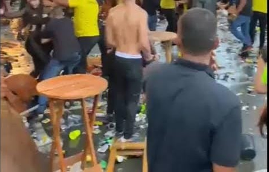 CIÚMES: Jovem é espancada ao beijar amiga na frente do namorado em festa