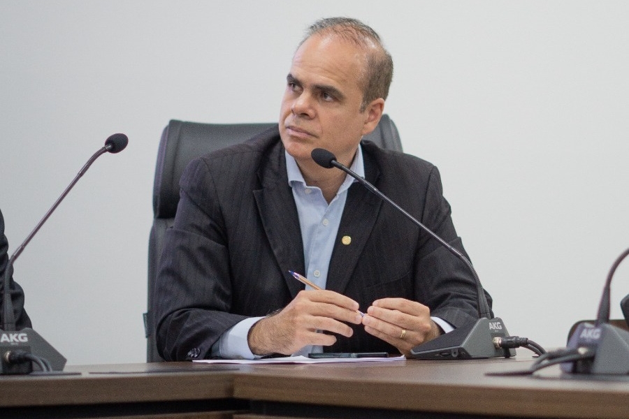 ALAN QUEIROZ: Deputado requisita informações ao DER e SEOSP referentes a paralisação de obras