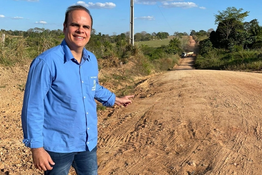 ALAN QUEIROZ: Deputado sugere a implementação de tubos de concreto em Nova União