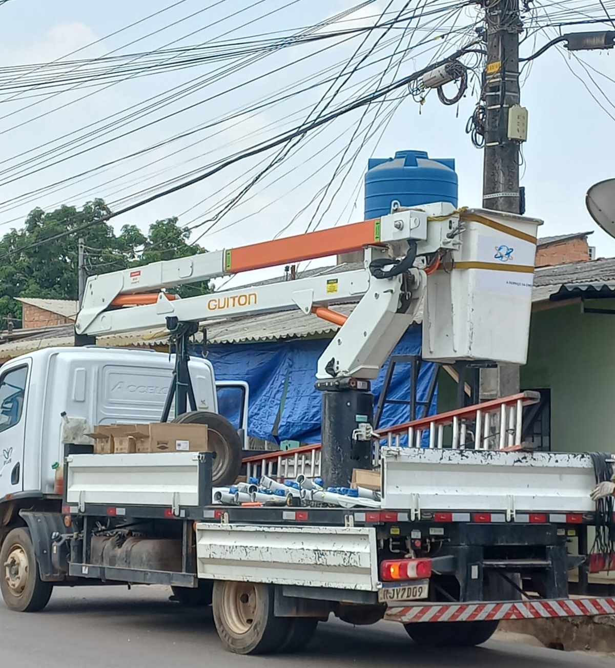 EDWILSON NEGREIROS: Prefeitura atende pedido de vereador e substitui lâmpadas de LED na zona Sul