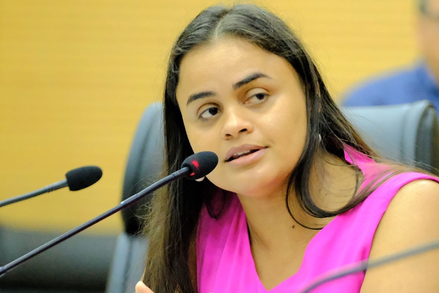 TAISSA SOUSA: Deputada cobra construção de hospital em Guajará-Mirim a prestar esclarecimento