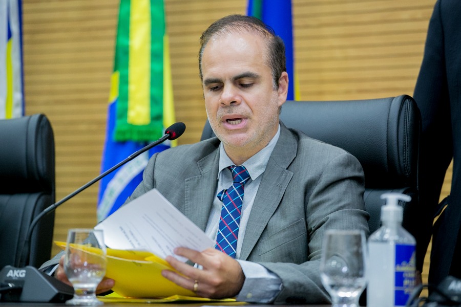 ALAN QUEIROZ: Deputado propõe Serviço Voluntário de Capelania Escolar nas unidades da rede pública estadual