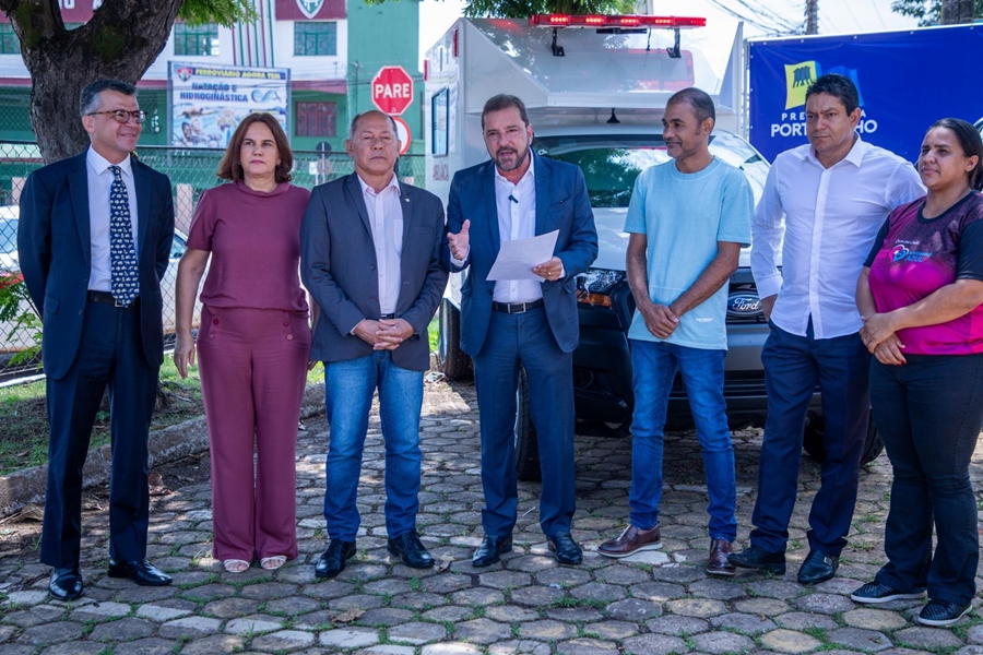 MARCELO REIS: Vereador articula caminhonete para a população de Morrinhos e Palmares