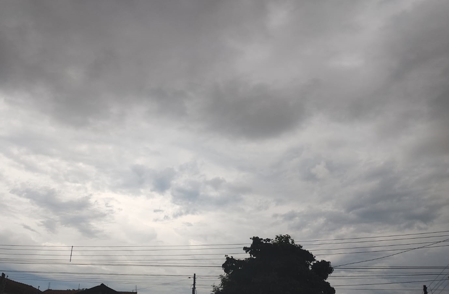 BAGUNÇA: Sol, céu nublado e chuvas no sextou (15) em RO, incluindo Rolim de Moura