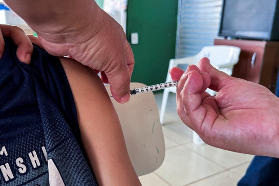 VOLTA ÀS AULAS: Vacinação pode evitar adoecimentos em crianças e adolescentes nas escolas