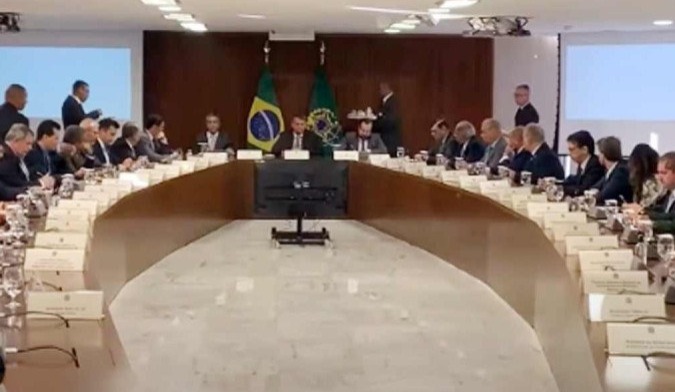 CARGO: AGU exonera procurador que participou de reunião golpista de Bolsonaro