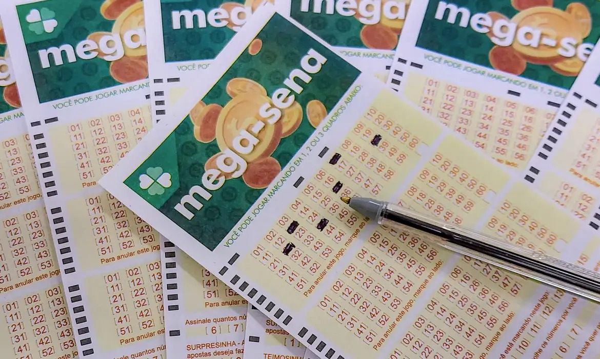 SORTE: Mega-Sena pode pagar R$ 185 milhões no sorteio deste sábado (02)