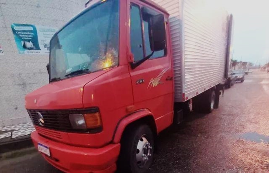 TRIO VIOLENTO: Dono de caminhão de frete é agredido a coronhadas durante roubo