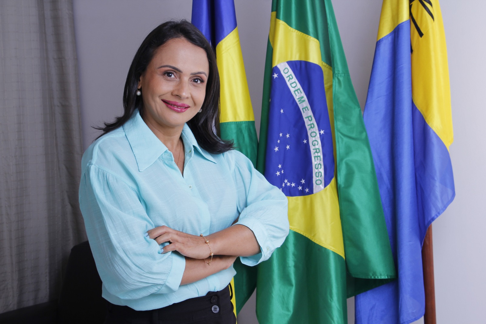 ELEIÇÕES 2024: Profª Raquel anuncia pré-candidatura a vereadora em Porto velho 