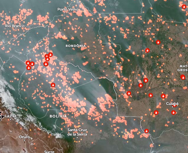 PARCERIA: Brasil e Bolívia unem tropas contra incêndio na fronteira no MS