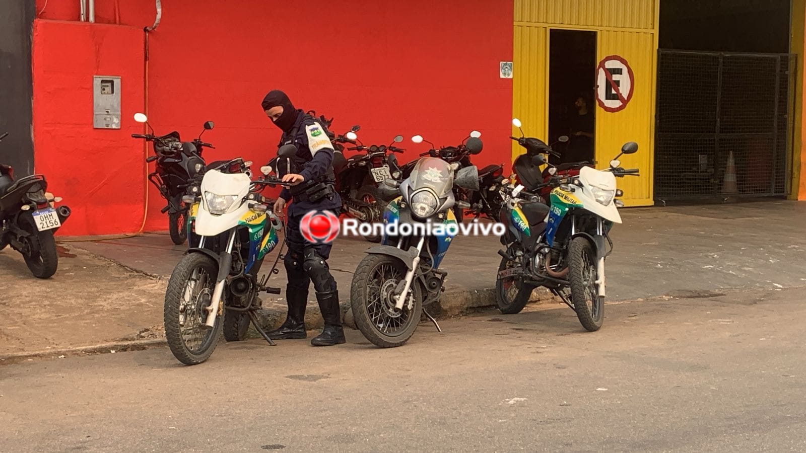 FLAGRANTE: Vidraceiro é preso com moto roubada durante blitz em Porto Velho 