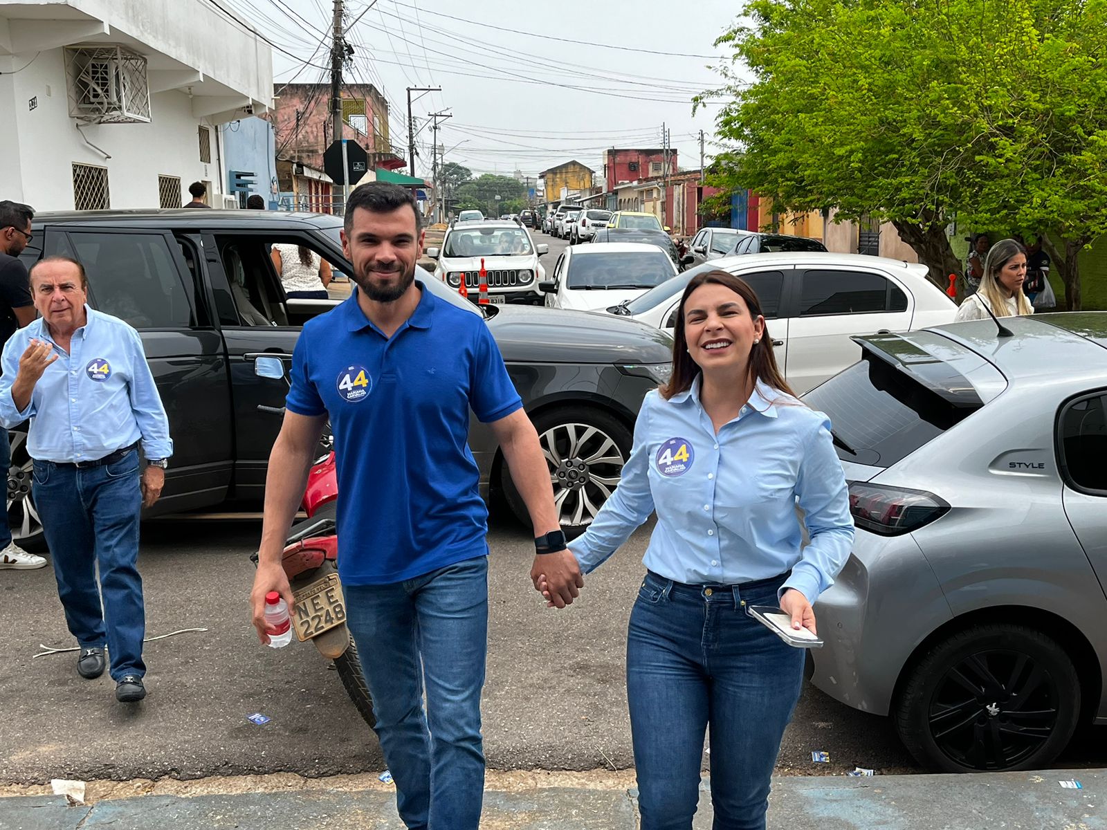 ELEIÇÕES 2024: Mariana Carvalho chega para votar na escola Santa Marcelina 