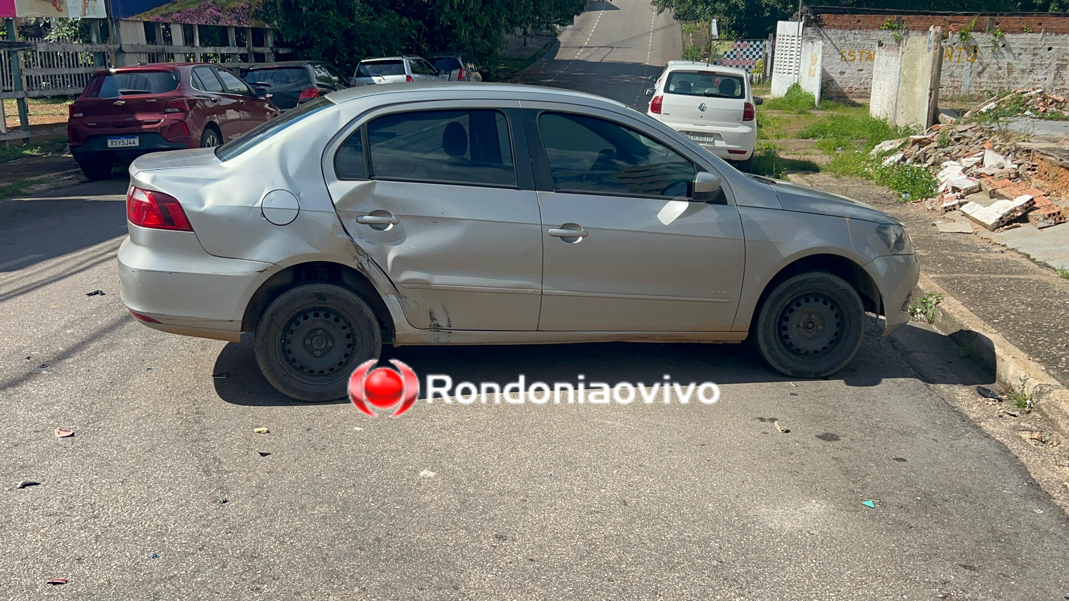 URGENTE: Motorista de Voyage avança preferencial provoca grave acidente