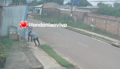 VÍDEO: Homem é baleado no rosto após discussão com adolescente 