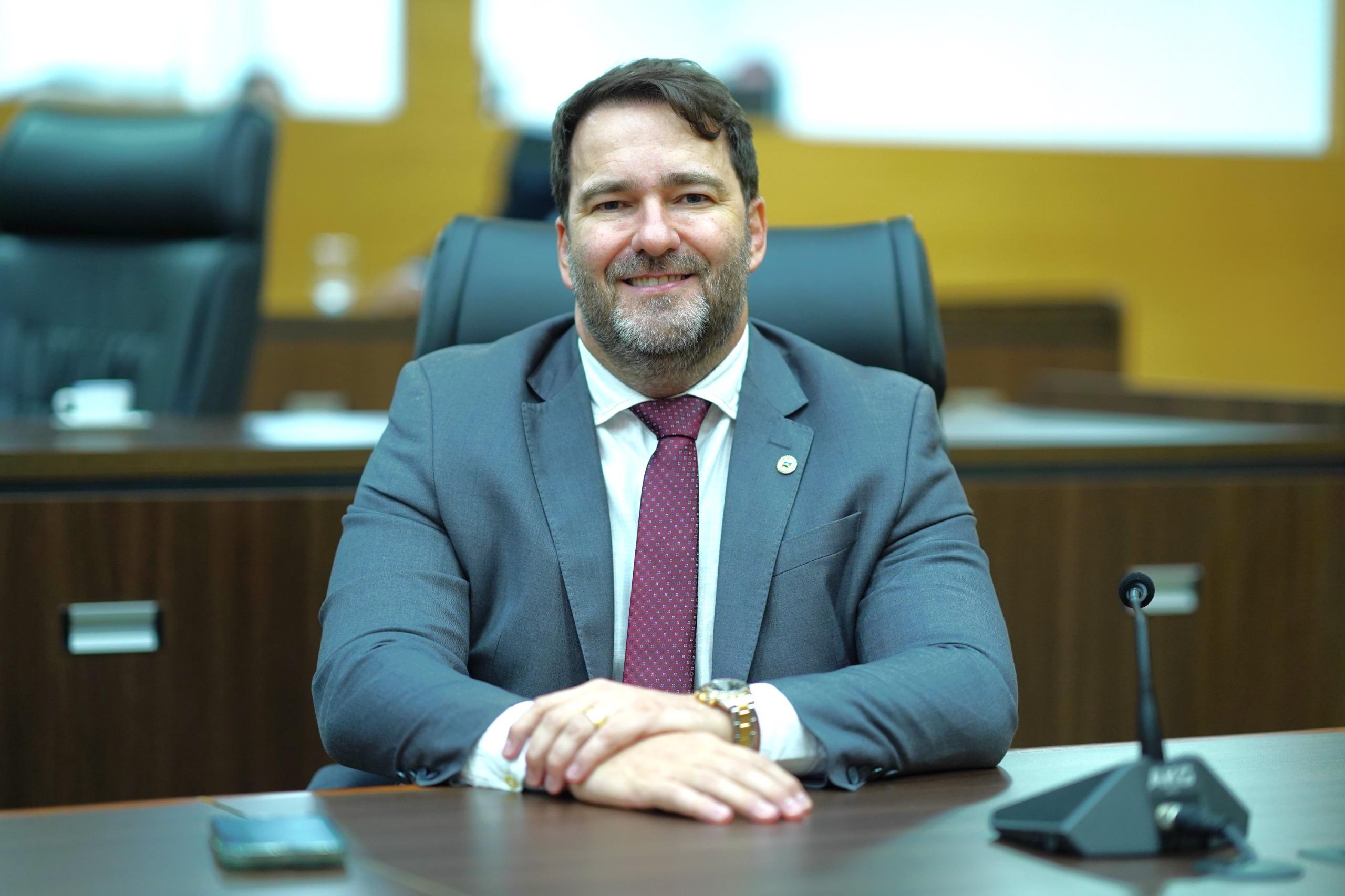 TRADIÇÃO POPULAR: Deputado Alex Redano destina R$ 250 mil para festividades de Ano Novo em Ariquemes