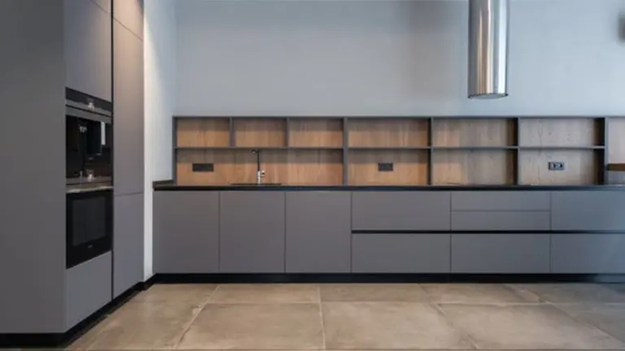 ADEUS, ARMÁRIOS: Tendência de 2025 com mais funcionalidade e estilo na cozinha 
