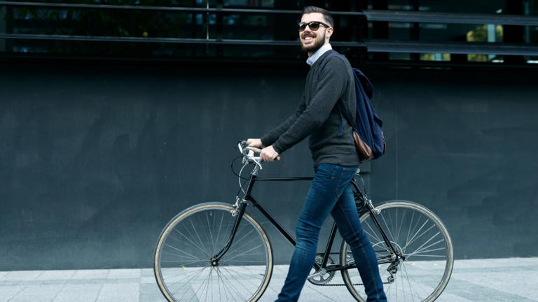 VIDA SAUDÁVEL: Ir ao trabalho de bicicleta diminui as chances de transtornos mentais    