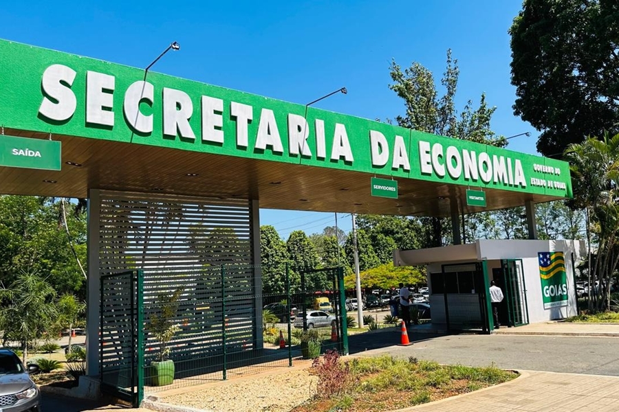 GOIÁS: Secretaria de Economia abre concurso para auditor fiscal com 200 vagas
