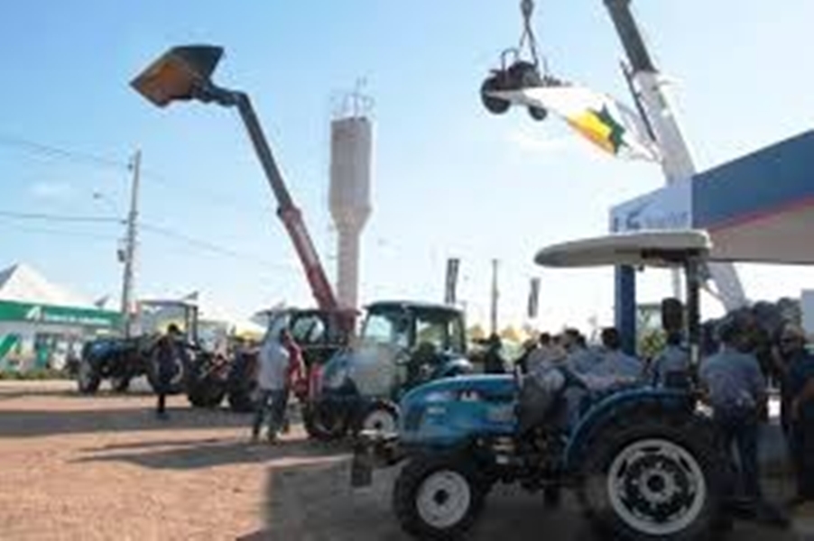 TECNOLOGIA DE PRECISÃO: Máquinas e equipamentos modernos estão disponíveis na Rondônia Rural Show