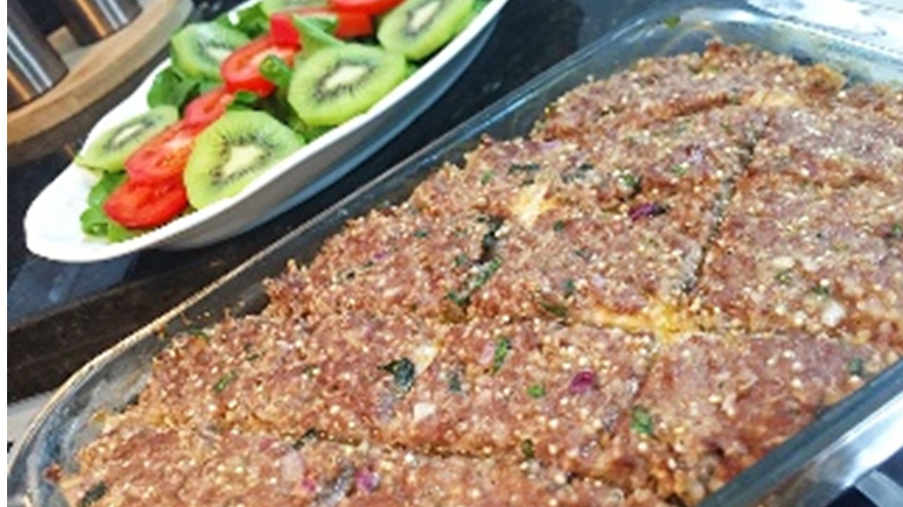 ASSADO: Quibe de carne moída com quinoa 