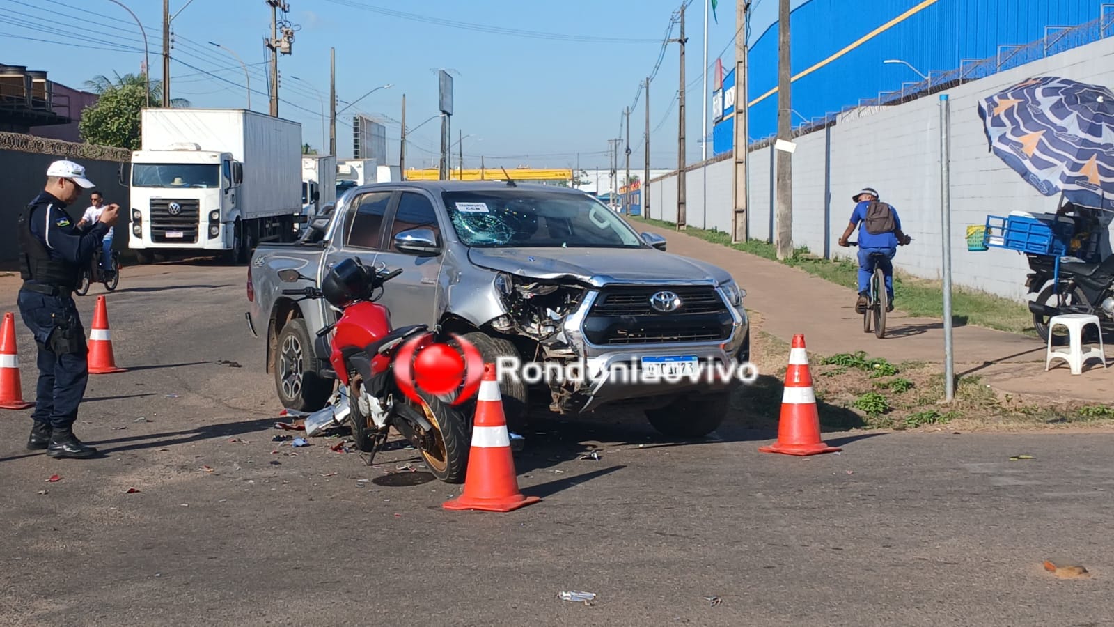 URGENTE: Motociclista fica seriamente ferido em acidente próximo ao Atacadão 