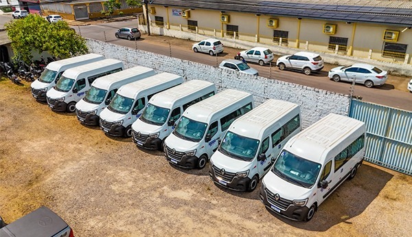 RECONSTITUIÇÃO DE BENS: Veículos e computadores para fortalecer a educação inclusiva em Rondônia