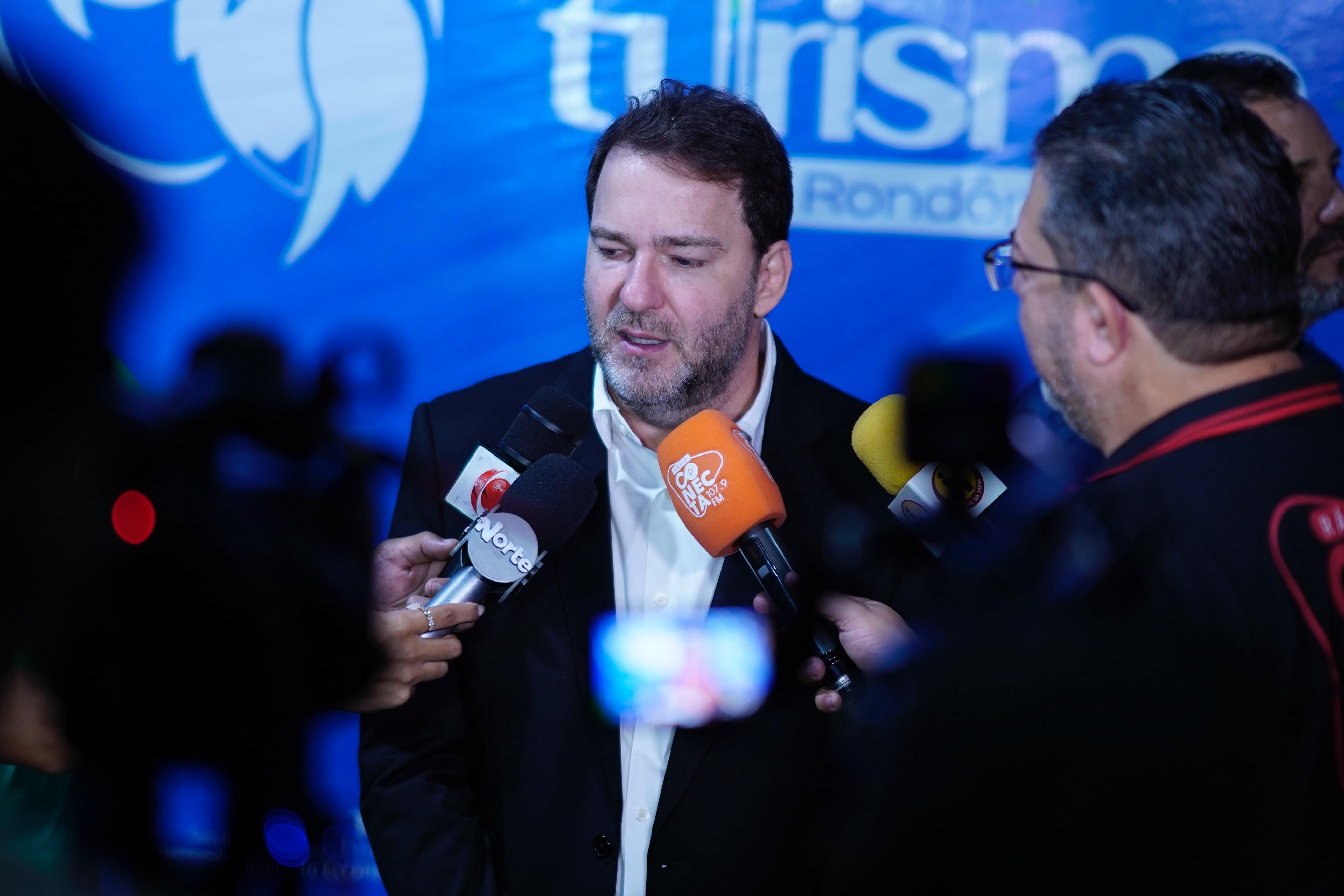 ALEX REDANO: Deputado prestigia abertura da Expo Turismo Rondônia 2025 ...