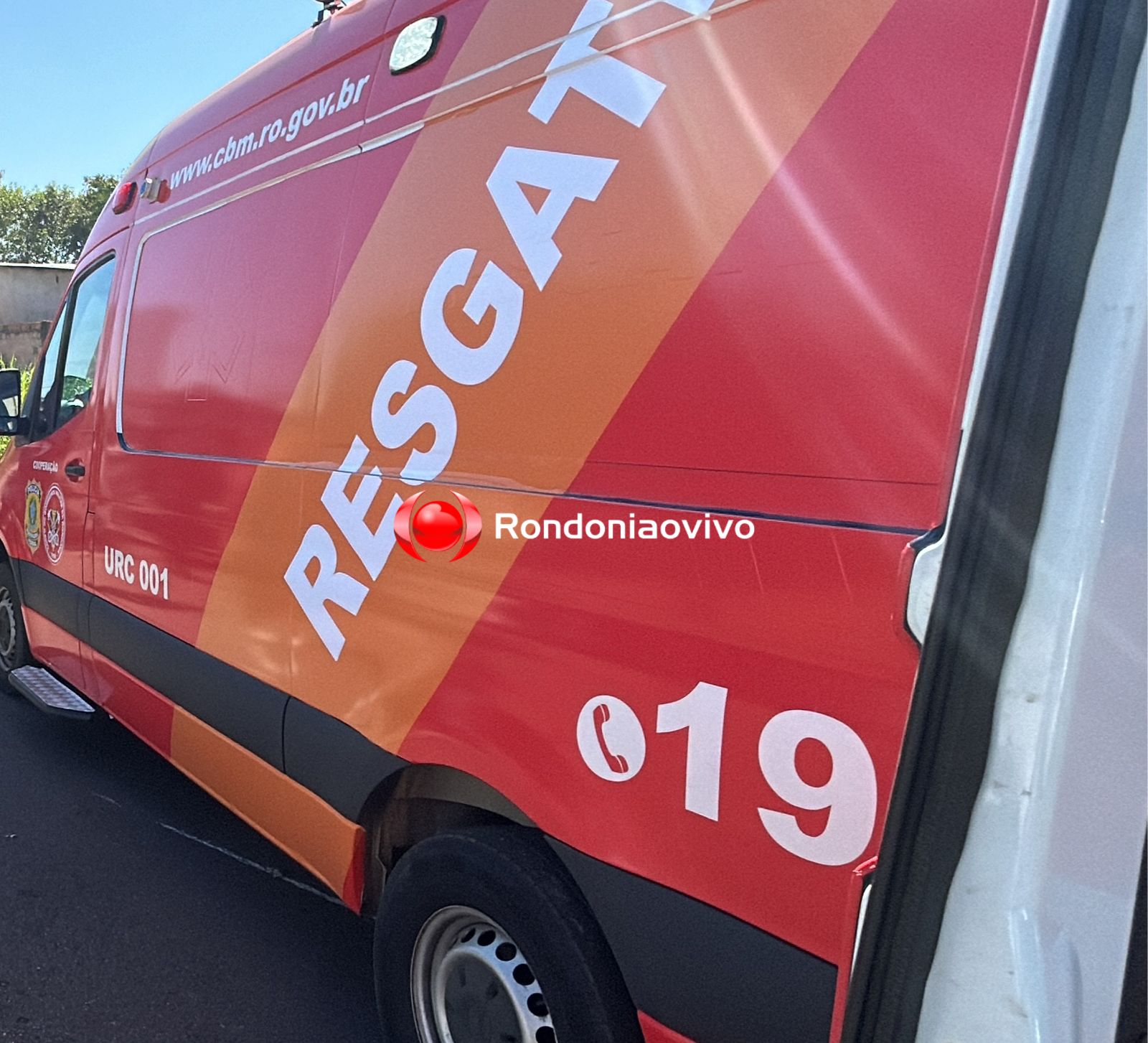 URGENTE: Jovem é atacado por vizinho em condomínio na zona Leste 