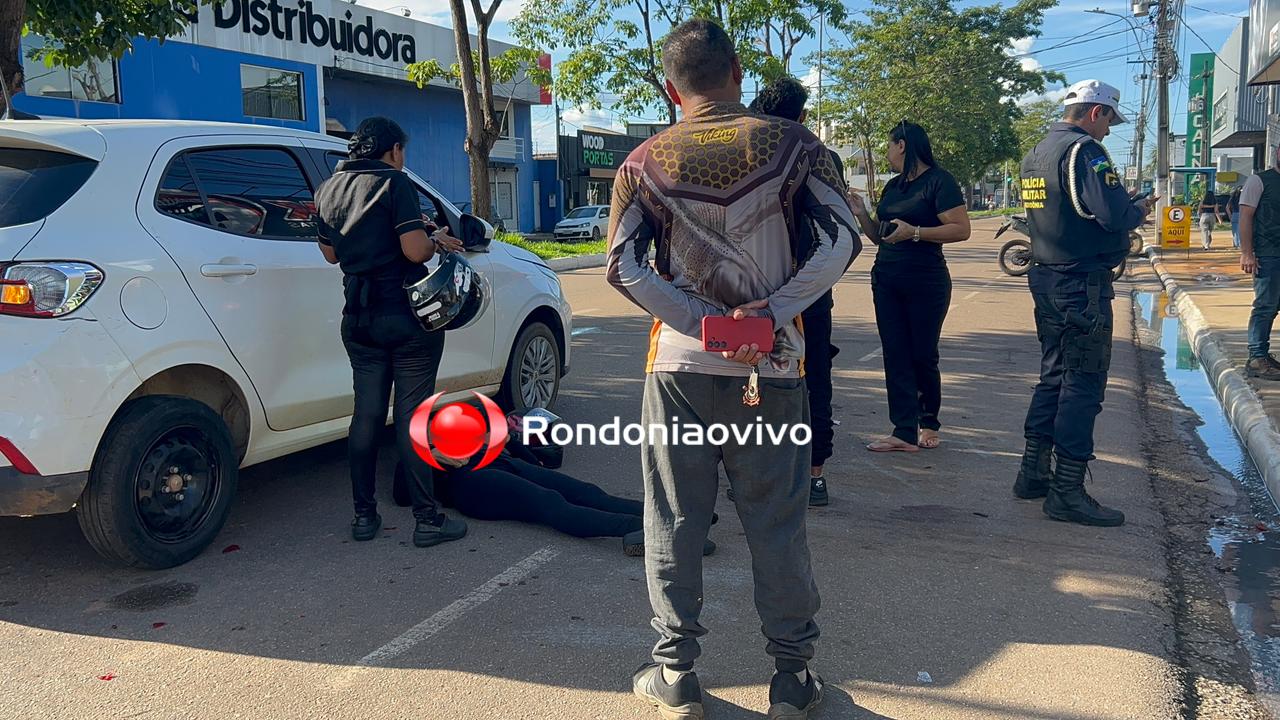 URGENTE: Duas pessoas ficam feridas após acidente entre carro e moto na Rio Madeira