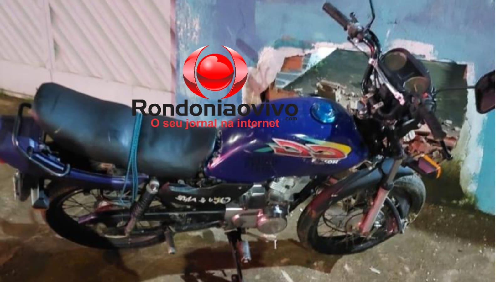 PASSOU DIRETO: Motociclista fica em estado grave após colidir contra muro de residência