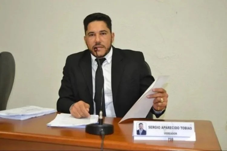 MEDIDAS JUDICIAIS: Vereador Sérgio Tobias protocola defesa na Justiça Eleitoral e segue no mandato