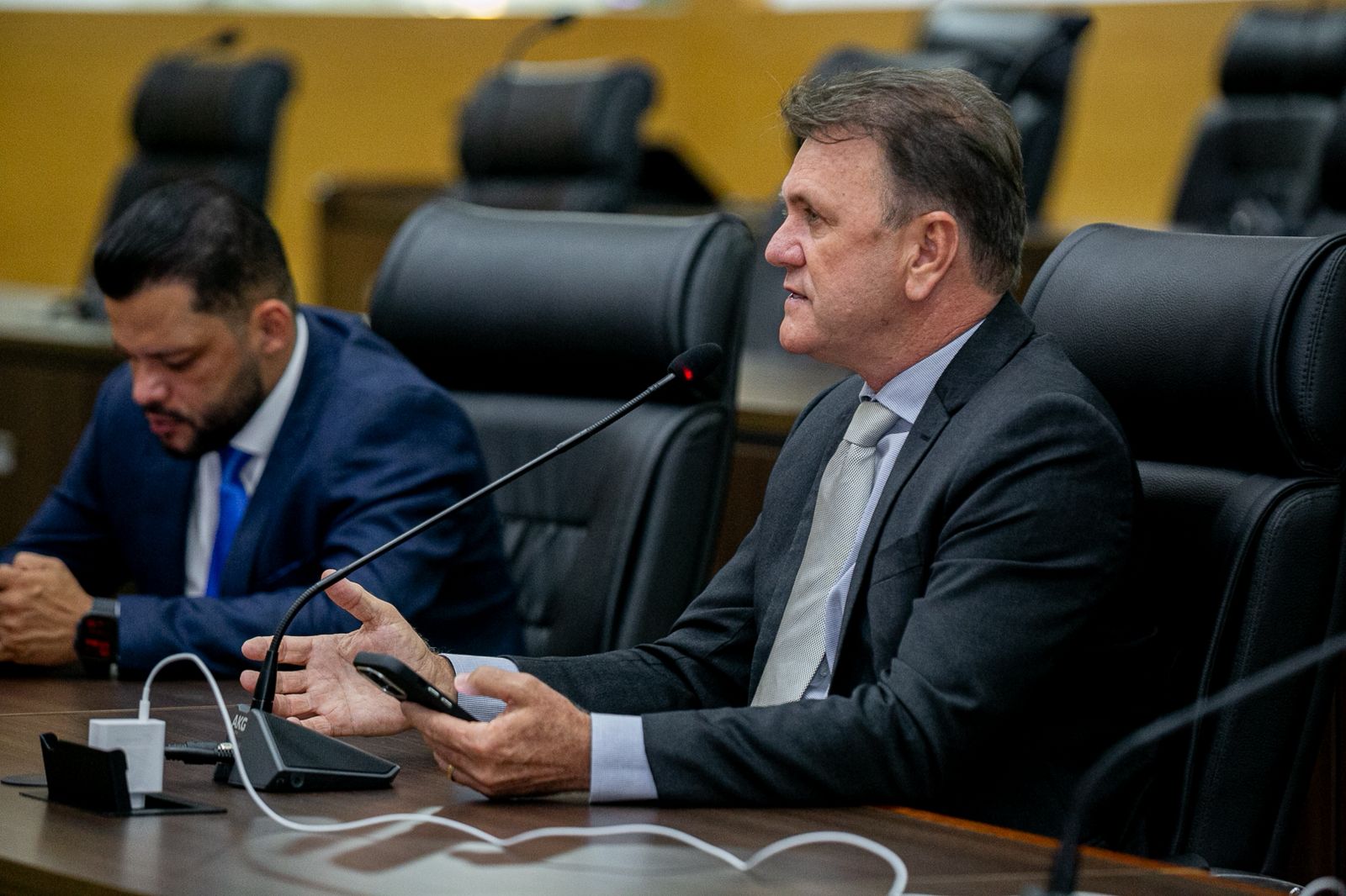 LUIZINHO GOEBEL: Deputado indica construção de salas e auditório para Escola Gomes Carneiro