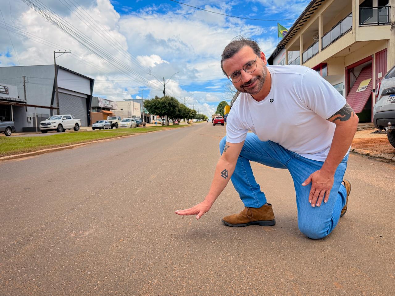 RIBEIRO DO SINPOL: Deputado destina mais de R$ 1,2 milhão para asfalto em Alta Floresta D'Oeste