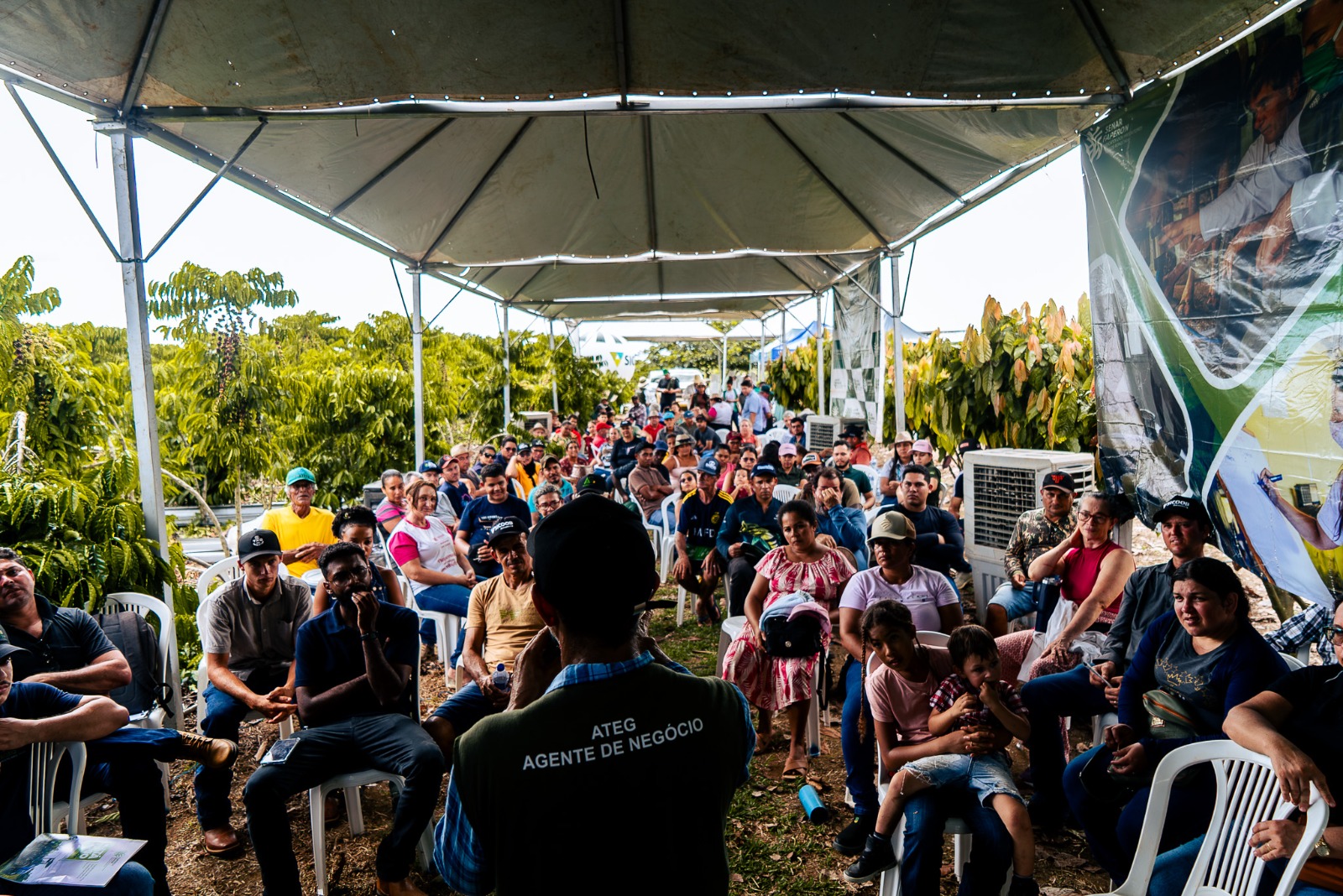 ITAPUÃ DO OESTE: Sistema Faperon/Senar promove excursão técnica e impulsiona cafeicultura