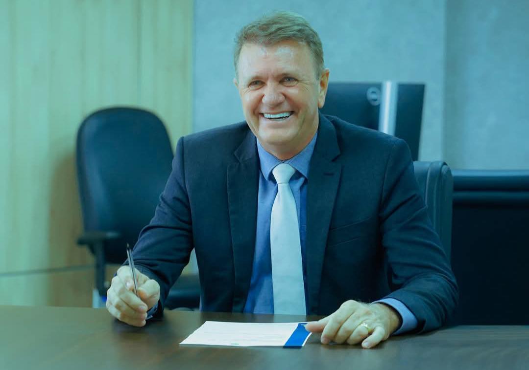LUIZINHO GOEBEL: Deputado anuncia entrega de oito ambulâncias para municípios de Rondônia