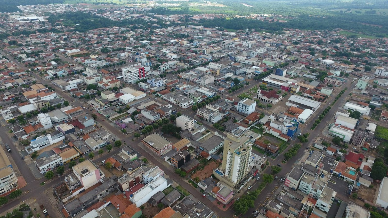 ECONOMIA E SOCIEDADE: Cacoal alia crescimento, finanças equilibradas e desafios sociais
