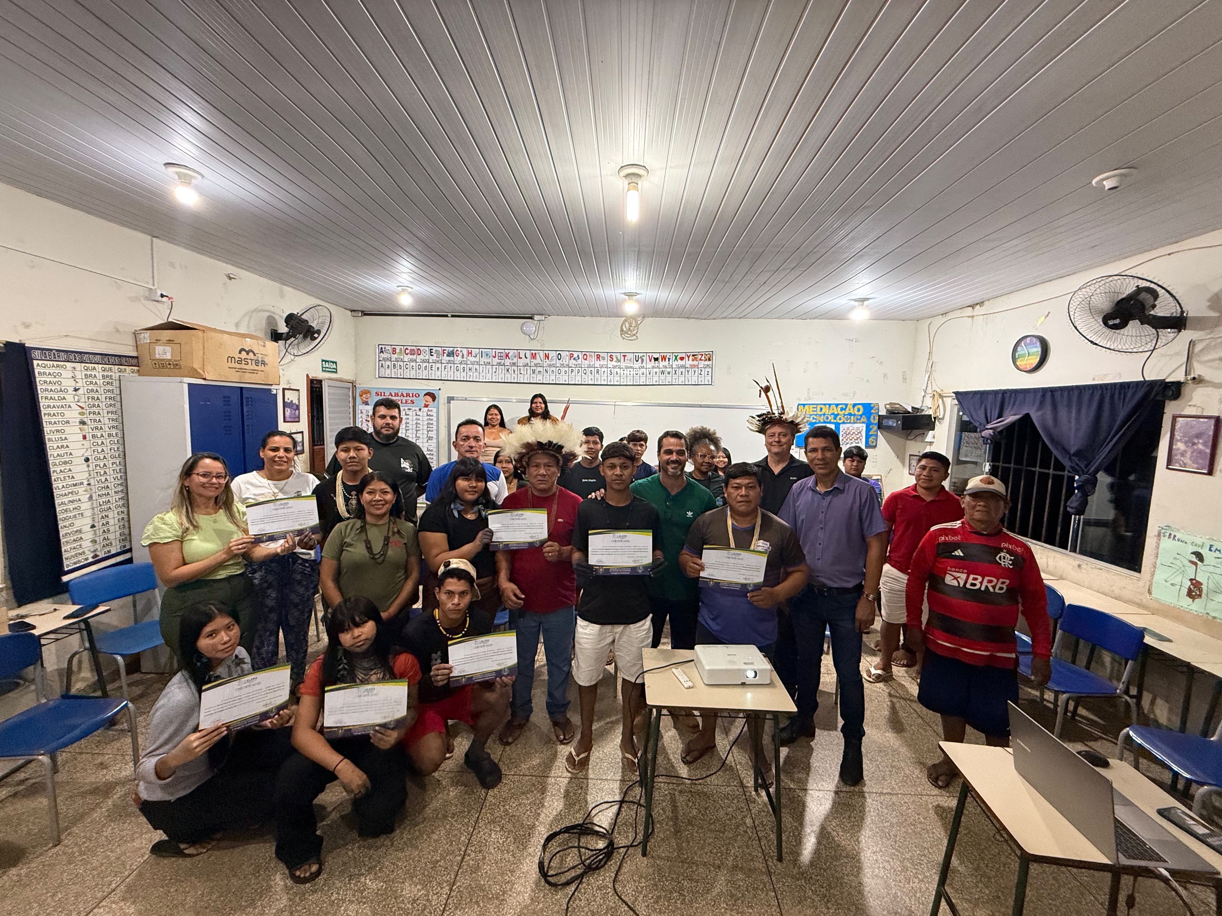 CÁSSIO GOIS: Terra Indígena Roosevelt recebe capacitação da Escola do Legislativo de RO