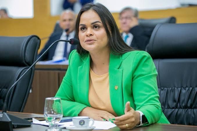 TAISSA SOUSA: Deputada pede Rondônia Cidadã para distrito de Iata