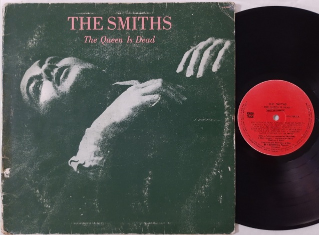 THE QUEEN IS DEAD: Os 40 anos do disco que definiu uma geração - Por Marcos Souza