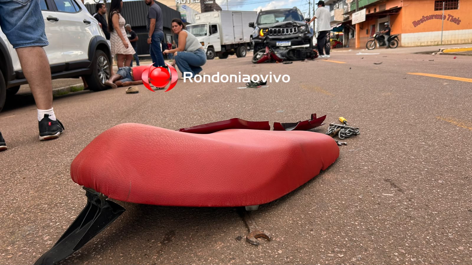 URGENTE: Motociclista fica em estado gravíssimo em acidente na Alexandre Guimarães