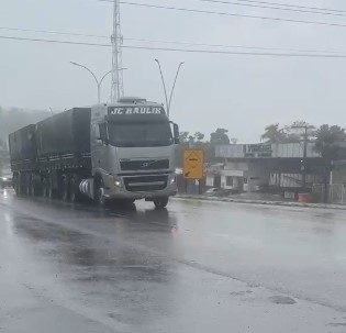 INESPERADA: Chuva de meia hora surpreende Rondônia no auge do período seco