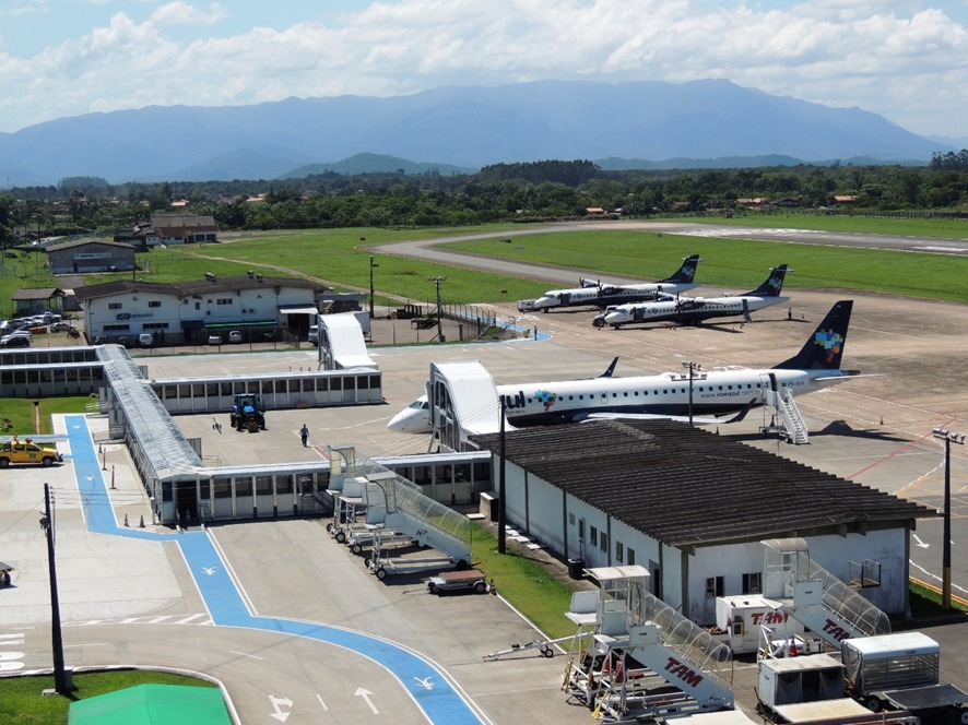 SEM CRISE: 79% dos brasileiros pretendem viajar nos feriados até o fim de 2026