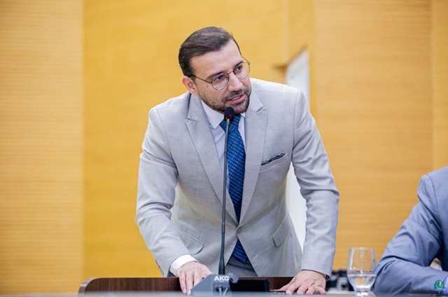 LÍDER NATURAL: Após elevar salários da PC/RO, candidato busca novo mandato