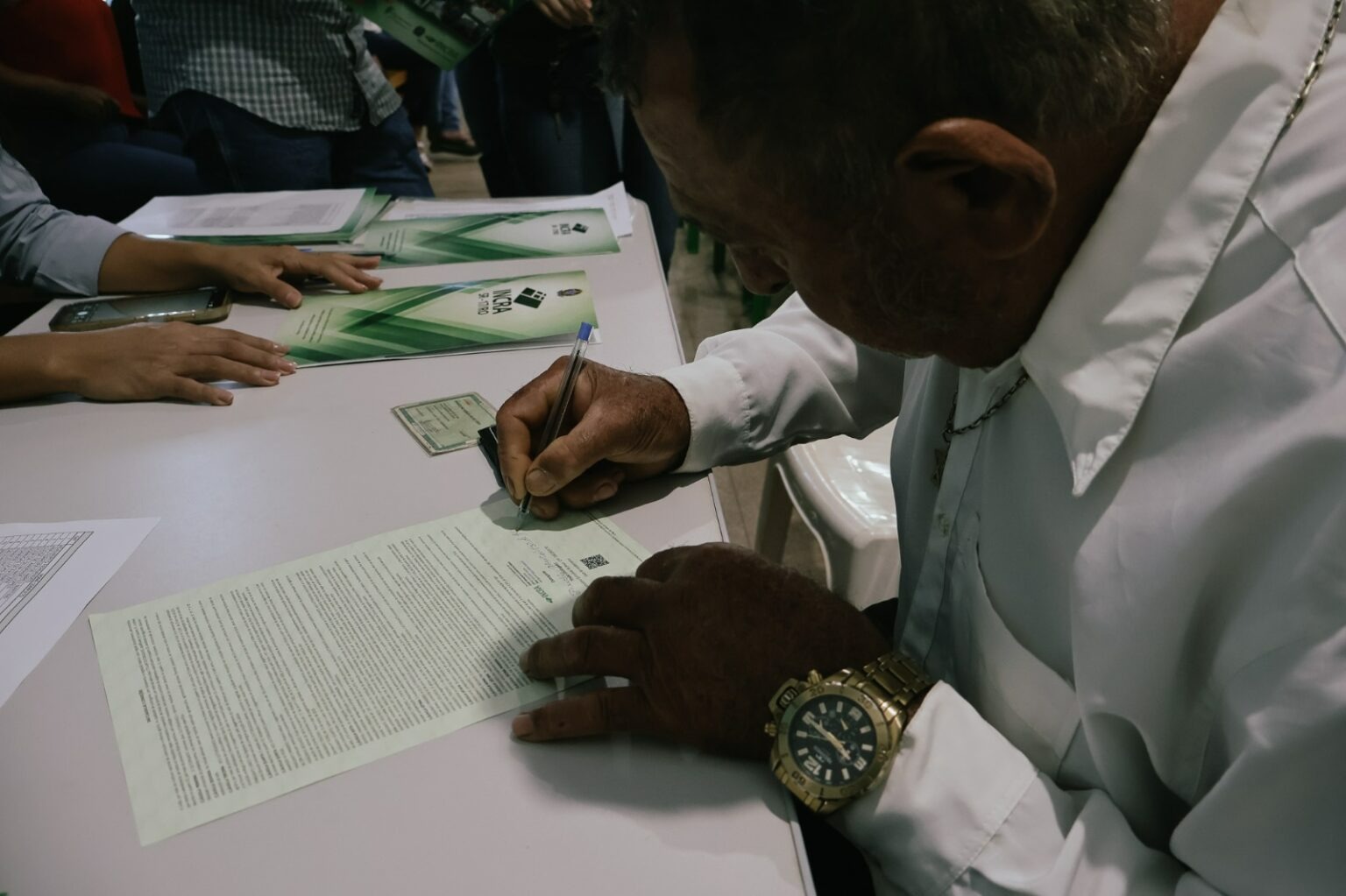 REGULARIZAÇÃO: Famílias do Cone Sul recebem títulos de propriedades rurais