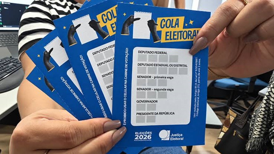 PRA NÃO ERRAR: Eleitor pode levar cola com números dos candidatos para votar em 2026 