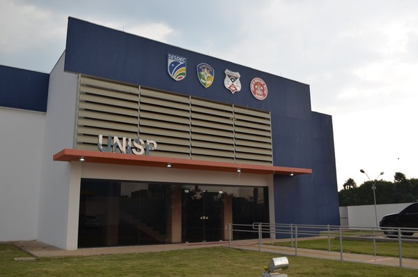 VIOLÊNCIA DOMÉSTICA: Menino de 9 anos encontra mãe ferida a facadas em Vilhena