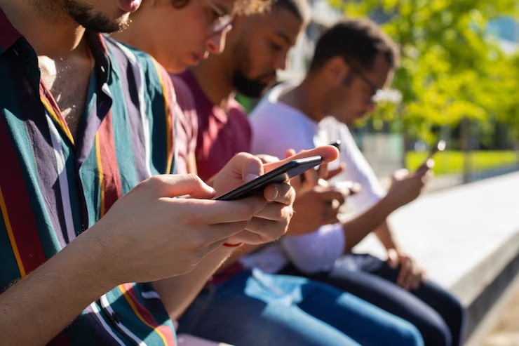 ELEIÇÕES 2026: TSE define regras para canais de WhatsApp ligados a campanhas; entenda