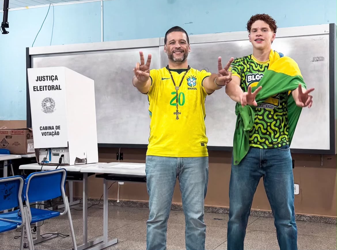 ELEIÇÕES 2026: Delegado Camargo vota em Ariquemes e reafirma apoio a Flávio Bolsonaro