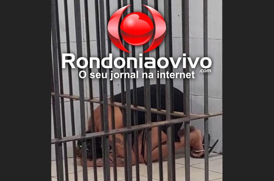 BOCA DA LOURA: Mulher presa por tráfico ajoelha e clama por Deus na delegacia  